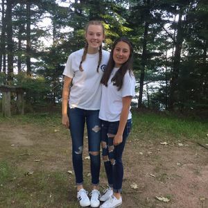 Meet your Posher, Valentina